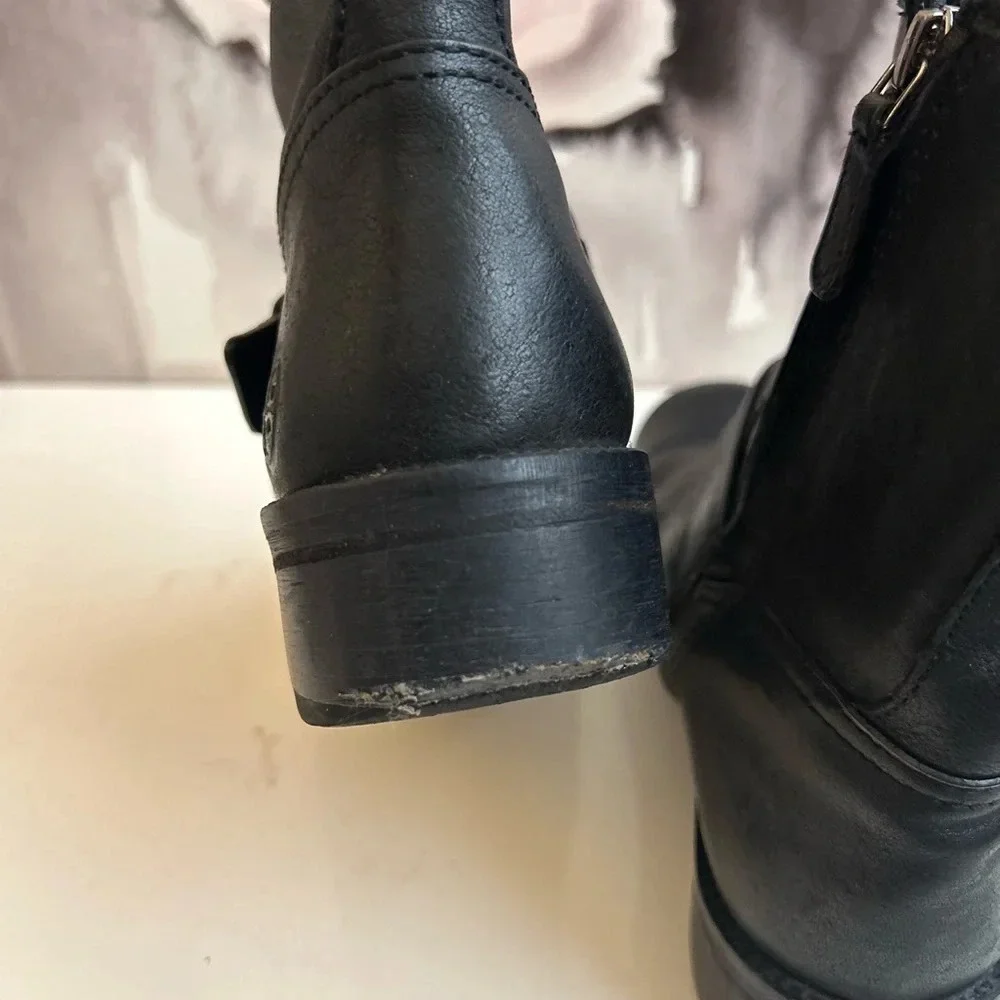 ! Tory Burch black  Leather combat Boots sz 6.5